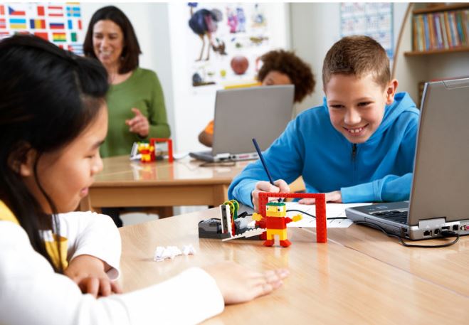 STEM Educational Products: WeDo 2.0 from Lego Education